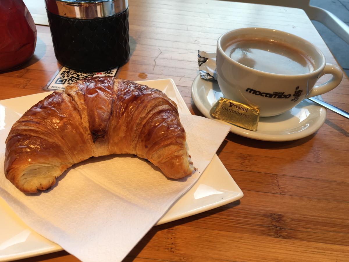 0F26C067-23D7-4BF7-9D93-3F56C73C857A