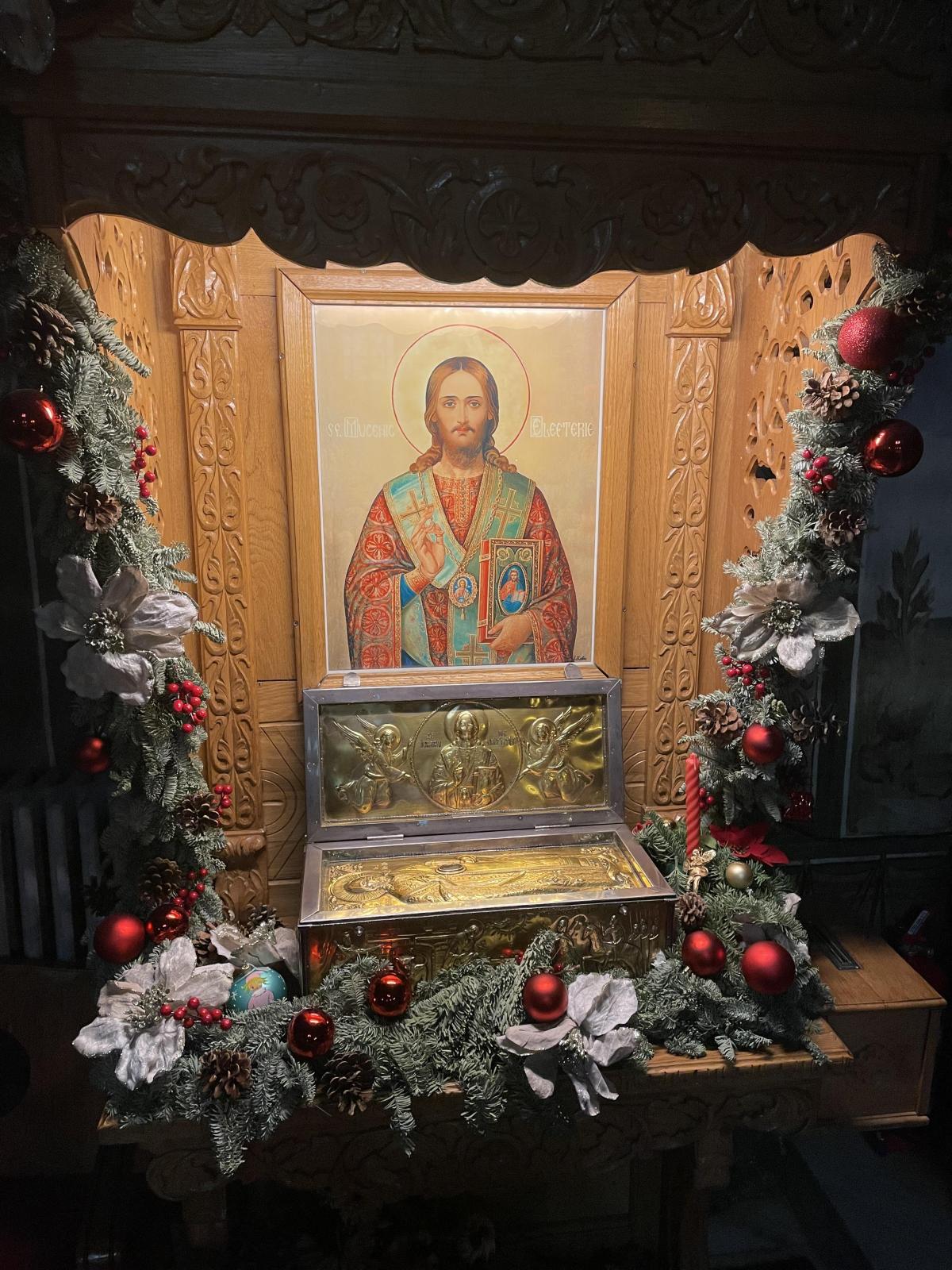 FCC25E78-A4F9-4BD4-B230-48AABC2465E9