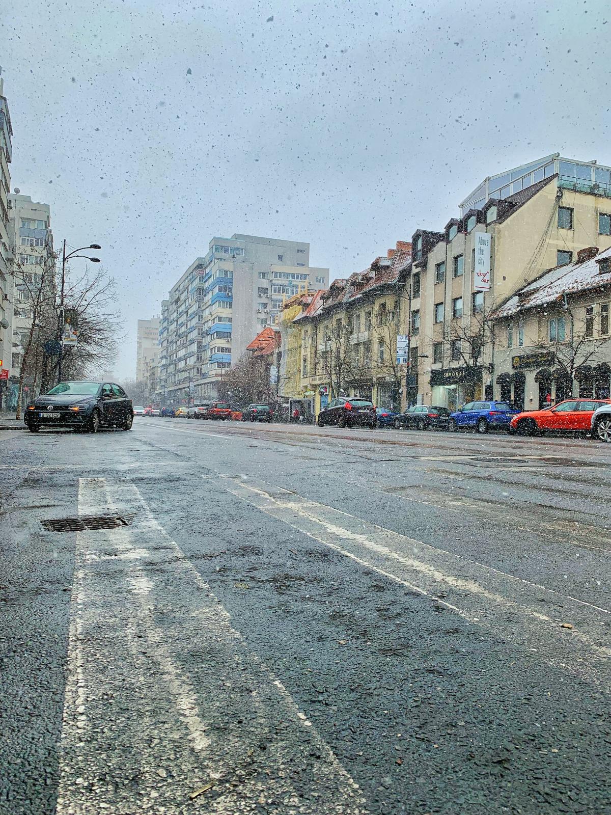 0945873C-2ECD-4EE8-A1CF-8A33742A3A61