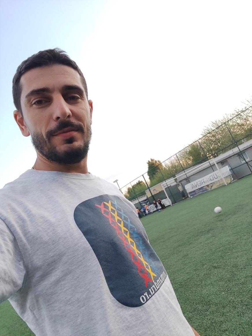 ddac4c50-ac1c-4c69-8867-4351c169a7b5