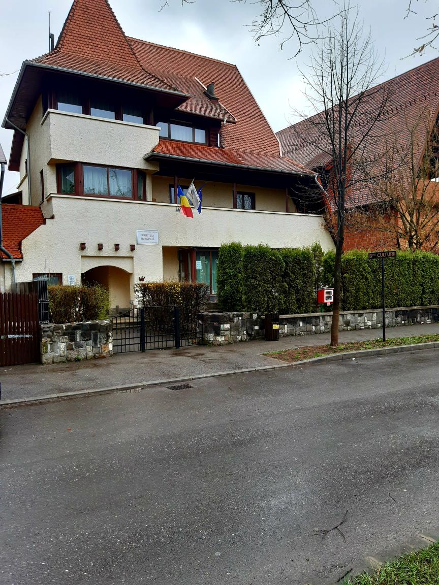 3a57579e-e4a1-4d37-9c07-b73121b4f9cf