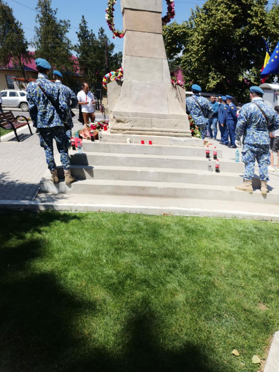 70b884a9-c247-4cbf-af24-6c3950902c91