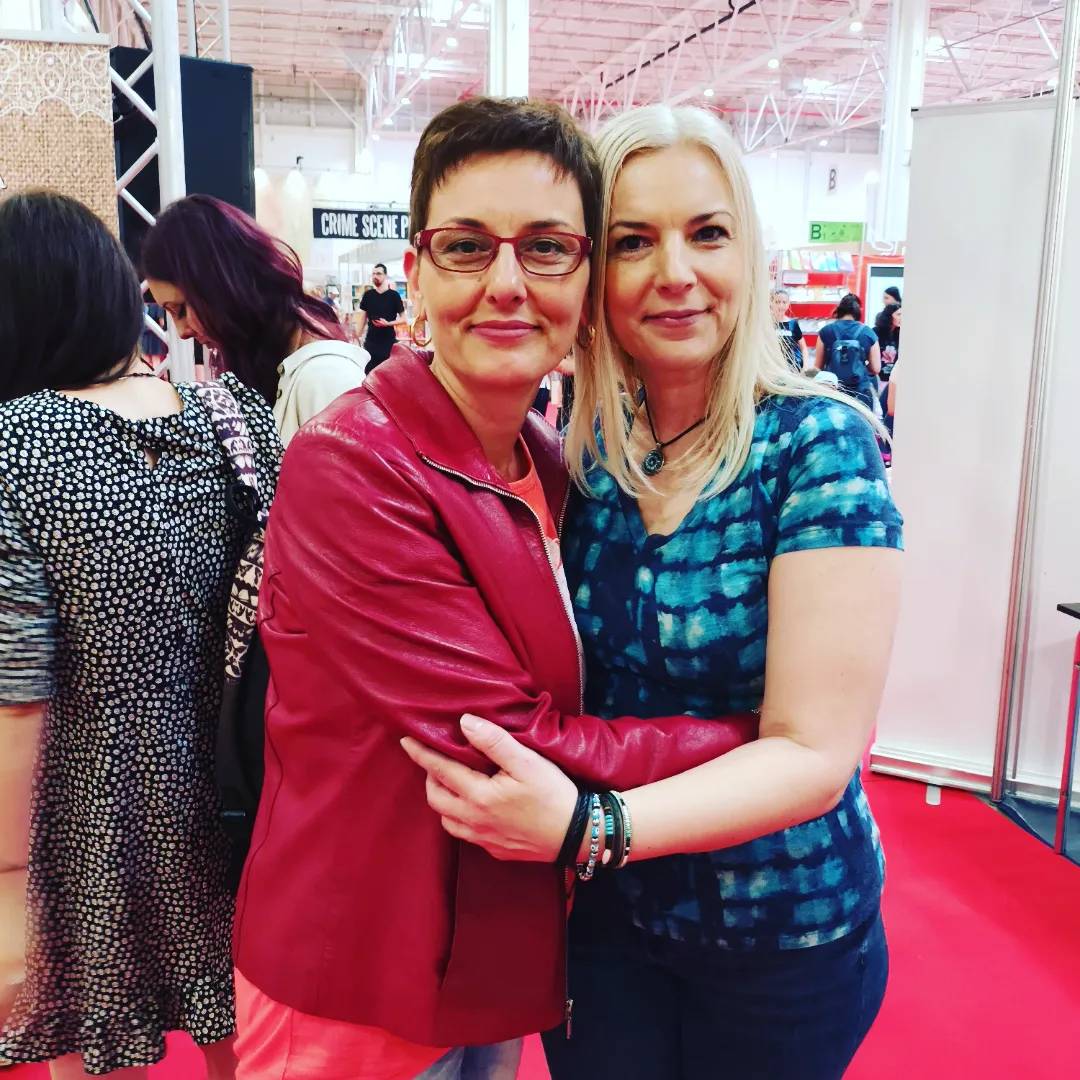 c5186435-570c-4cc7-8207-f314ddf8d447