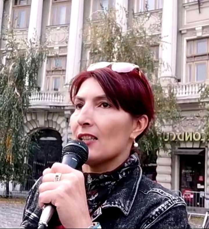 d5b85663-a9cc-4f74-a80a-bbda3443fd3c