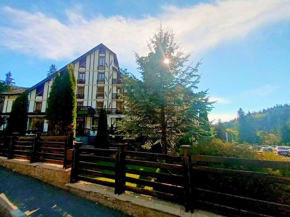 7d697ca1-51ad-4f16-8592-86f7b82b4621