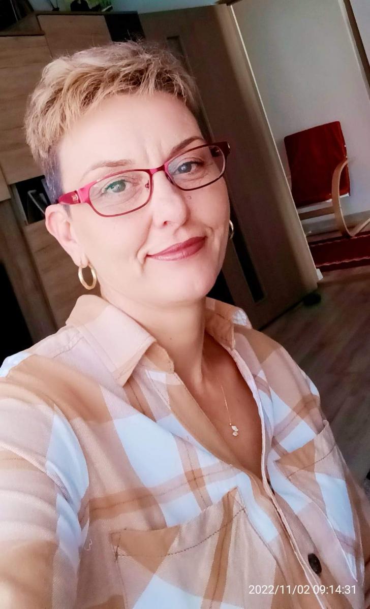 2d4e4624-fb81-4868-a6e1-06e6d9562d2c